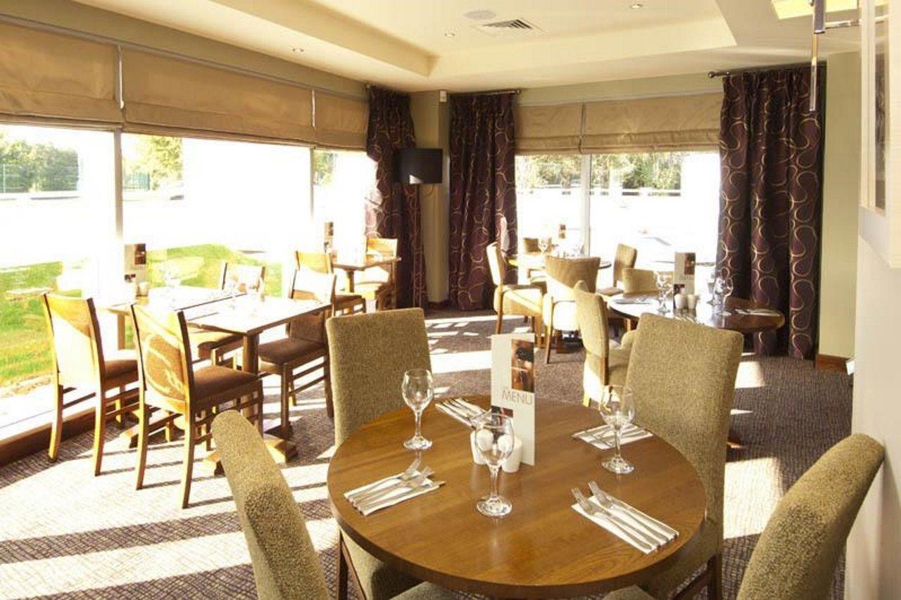 Premier Inn Liverpool John Lennon Airport Vùng Vùng Speke Ngoại thất bức ảnh